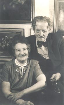 Bohdan a Helena Gsöllhoferovi, 1959. Zdroj: Archiv města Plzně, Šnejdar Miloš, LP 1724, O 44302.