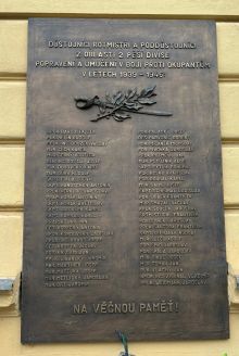 pamětní deska: Pamětní deska obětem druhé světové války